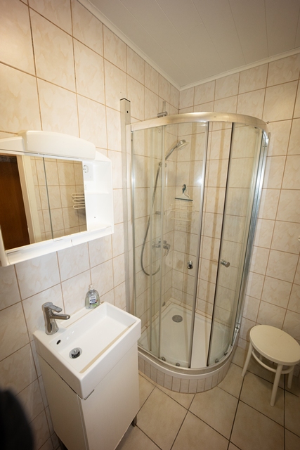 Single Appartment K2 Bad